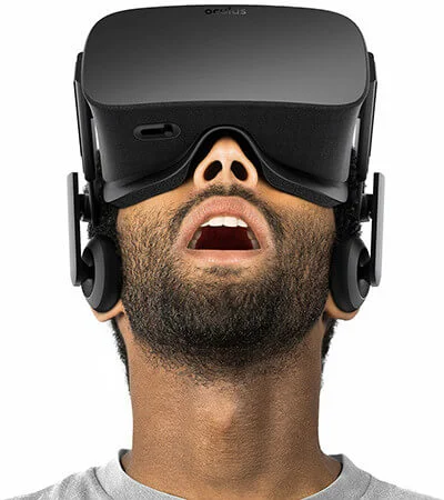 于 2014 年被 Facebook 以 20亿美元收购的 Oculus 于 2014 年被 Facebook 以 20亿美元收购的 Oculus